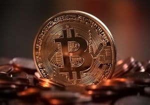 Is Bitcoin Still King For Crypto Pokies Platforms?